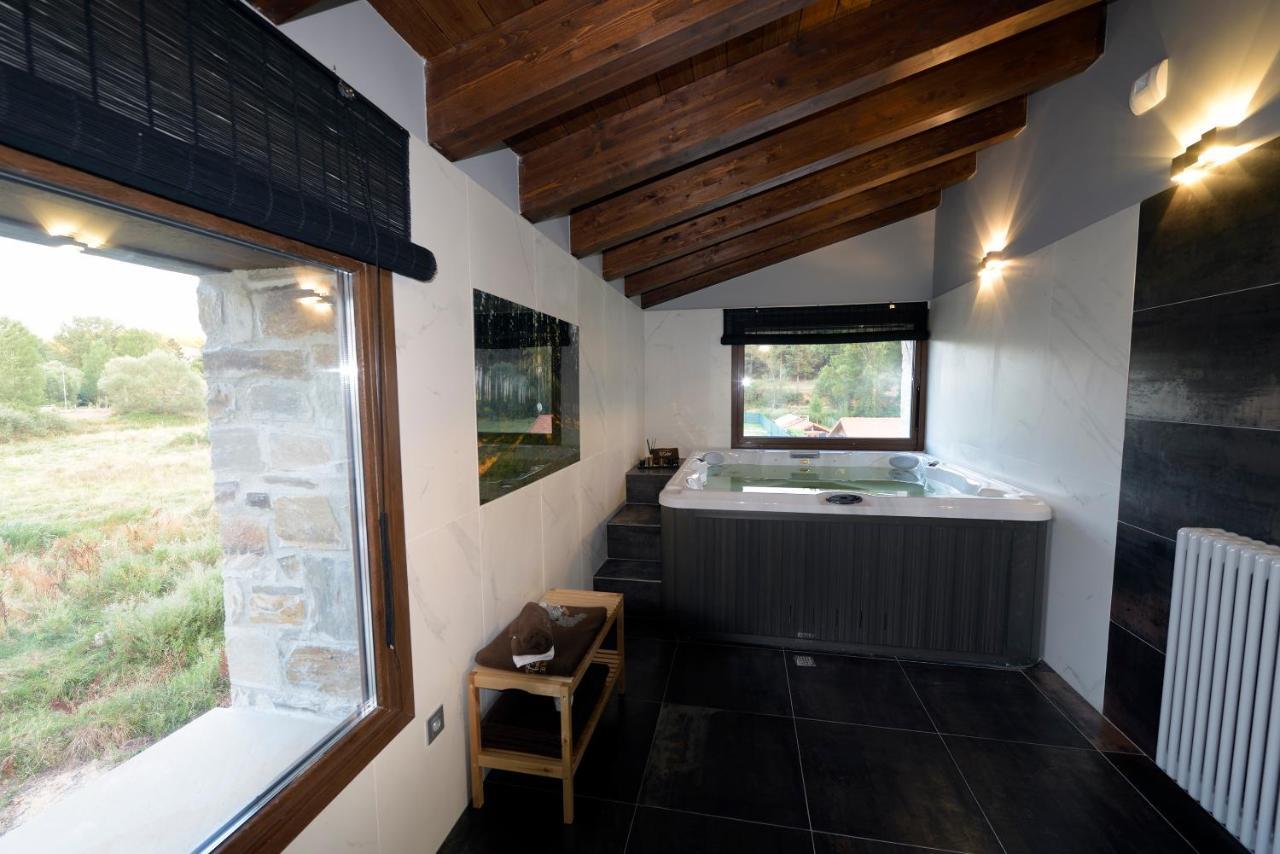 Casa Rural La Puerta Del Rio Lobos San Leonardo De Yague Exterior photo